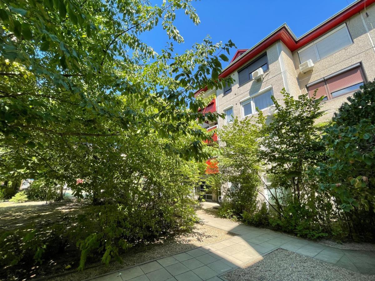 Le Petit Leisure Appartement Boedapest Buitenkant foto