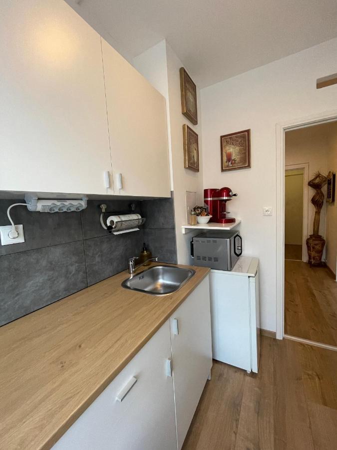 Le Petit Leisure Appartement Boedapest Buitenkant foto